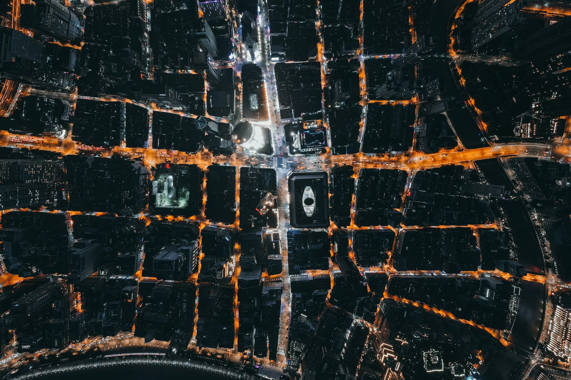 Virtual power plant coordination and energy management